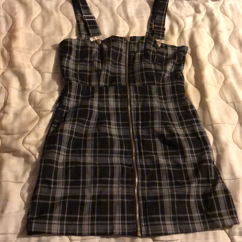 BlackCharcoal Grey Plaid Zip Up Overall Dress 👗